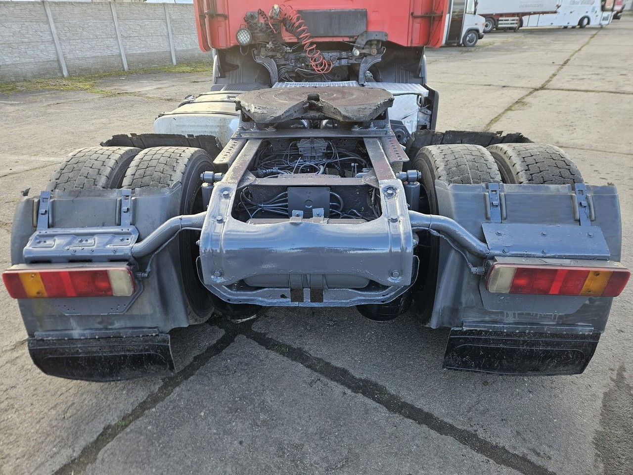 Scania 124L420 PDE - شاحنة جرار: صور 5 Scania 124L420 PDE - شاحنة جرار: صور 5