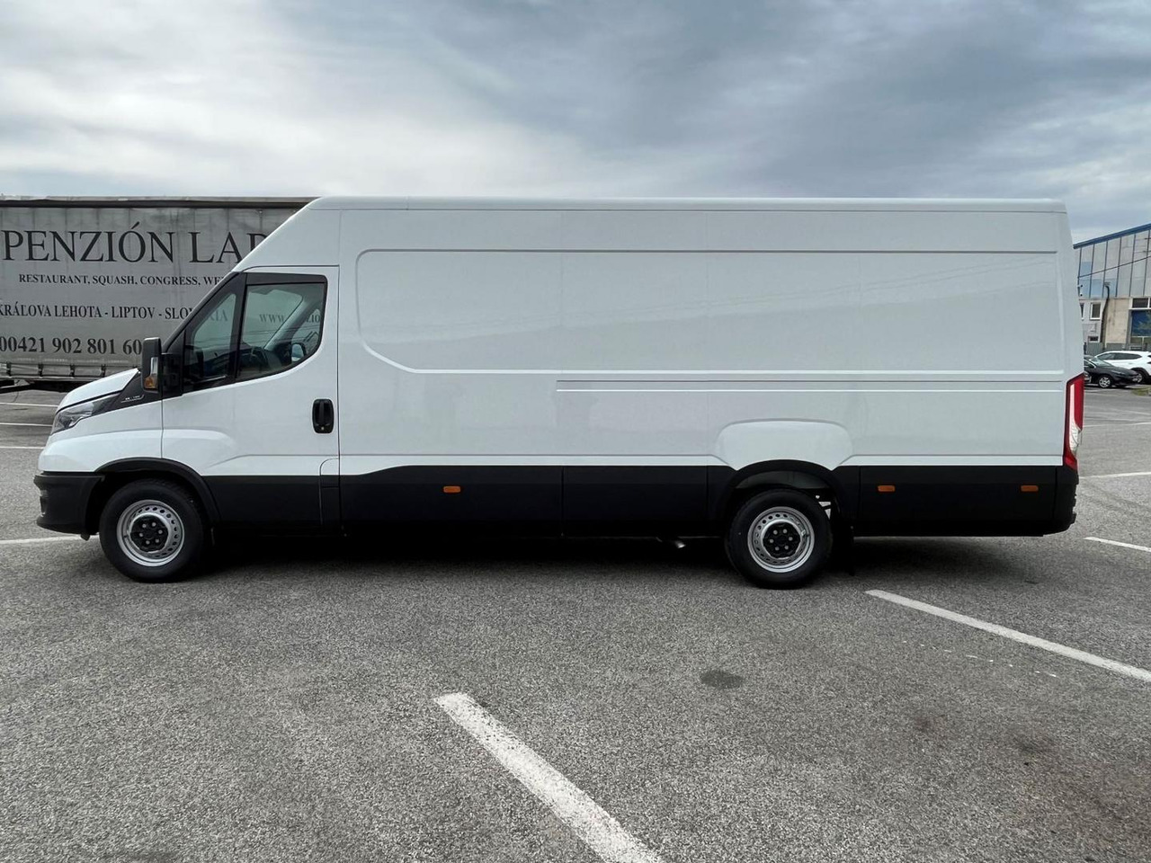 Iveco DAILY VAN, 3.0 D 176k, 35S18H V Evolution H2 - فان: صور 2 Iveco DAILY VAN, 3.0 D 176k, 35S18H V Evolution H2 - فان: صور 2