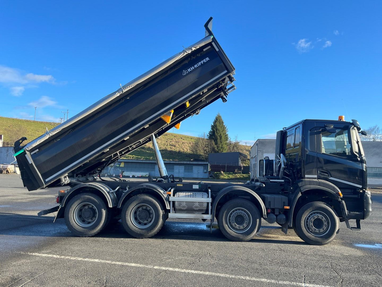 Iveco T-WAY, 410, 8x4, Sklápač S2 BORDMATIC - قلابات: صور 5 Iveco T-WAY, 410, 8x4, Sklápač S2 BORDMATIC - قلابات: صور 5