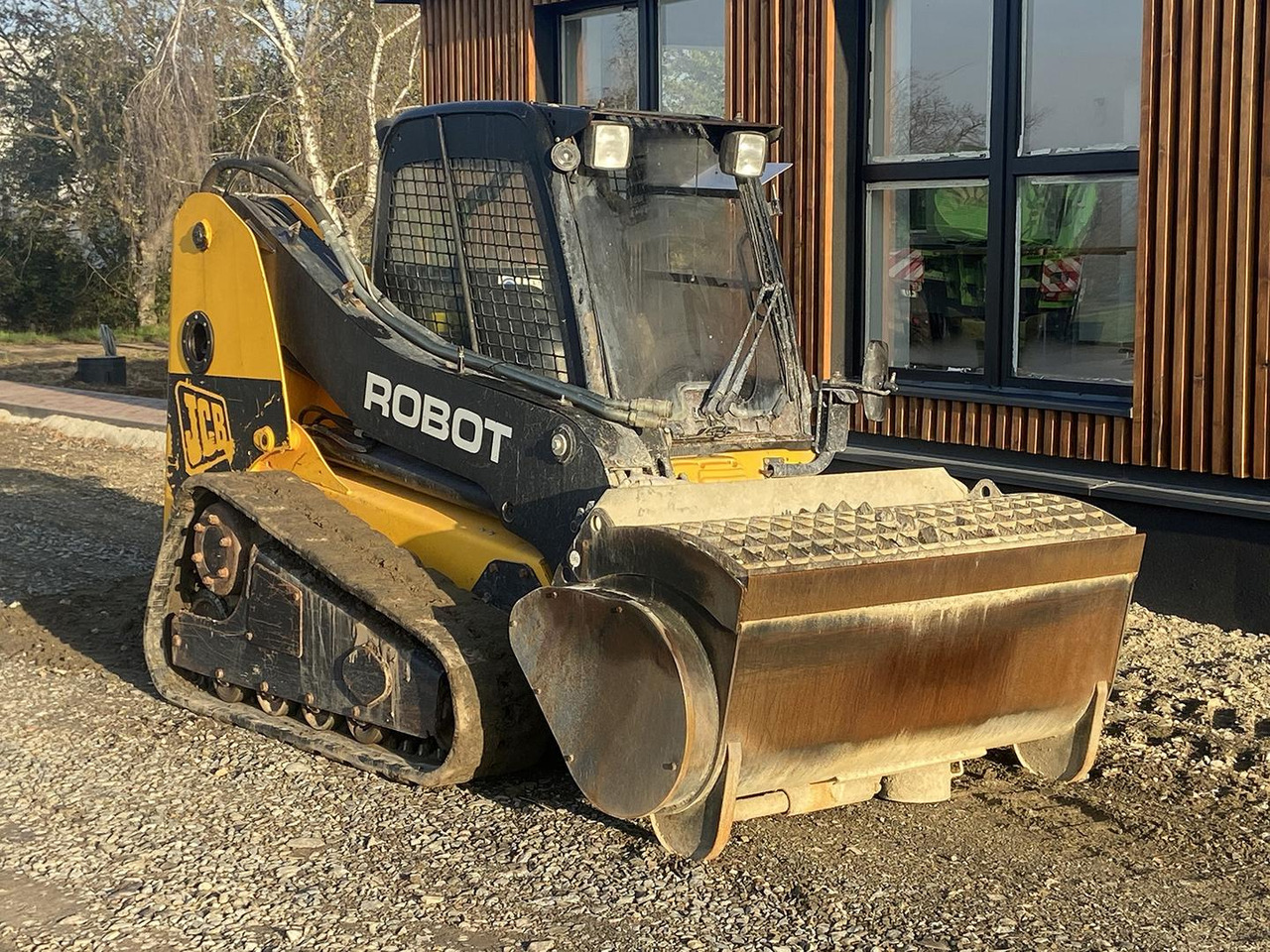 JCB 190T, 46kW, Pásový nakladač - شيول صغير: صور 5 JCB 190T, 46kW, Pásový nakladač - شيول صغير: صور 5