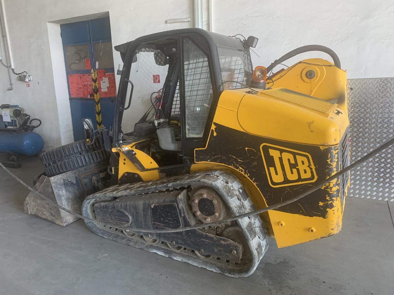 JCB 190T, 46kW, Pásový nakladač - شيول صغير: صور 4 JCB 190T, 46kW, Pásový nakladač - شيول صغير: صور 4