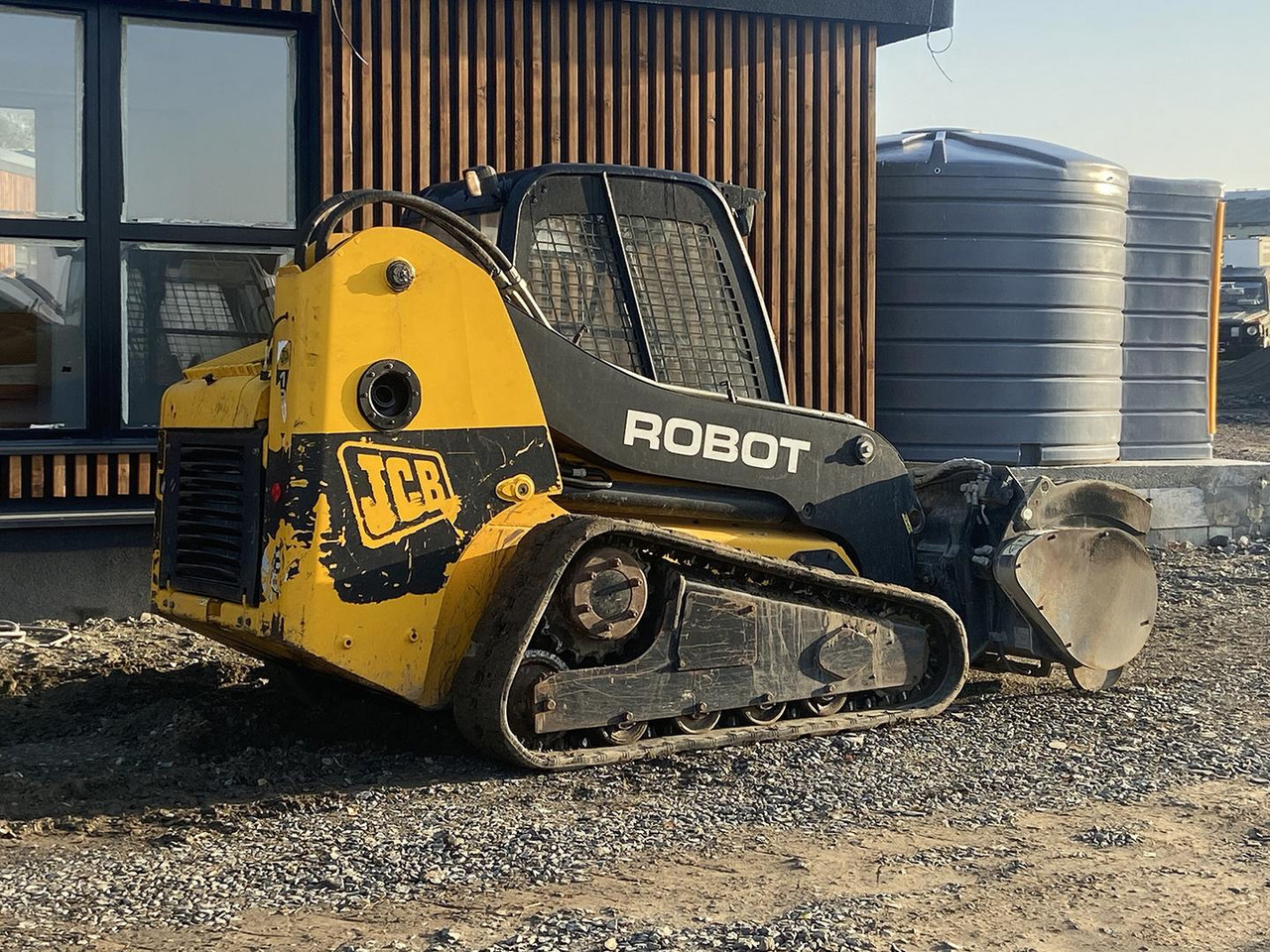 JCB 190T, 46kW, Pásový nakladač - شيول صغير: صور 2 JCB 190T, 46kW, Pásový nakladač - شيول صغير: صور 2