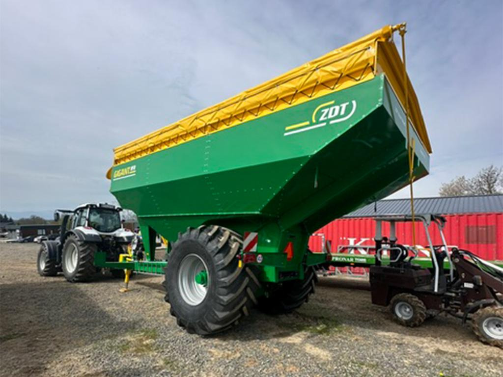 ZDT GIGANT, NP 30, Prekladací voz - المقطورة الزراعية: صور 1 ZDT GIGANT, NP 30, Prekladací voz - المقطورة الزراعية: صور 1