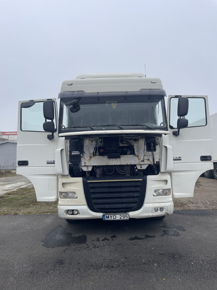 DAF XF105.460 Euro 5 manual gearbox - شاحنة جرار: صور 3 DAF XF105.460 Euro 5 manual gearbox - شاحنة جرار: صور 3