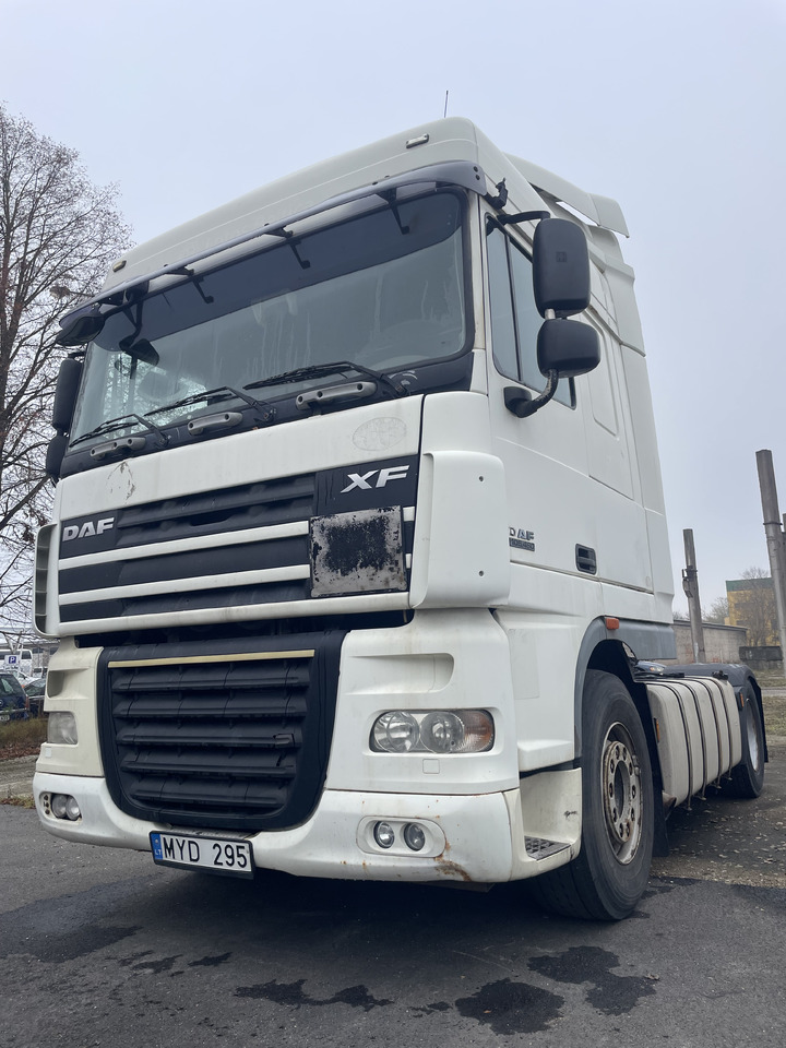 DAF XF105.460 Euro 5 manual gearbox - شاحنة جرار: صور 1 DAF XF105.460 Euro 5 manual gearbox - شاحنة جرار: صور 1