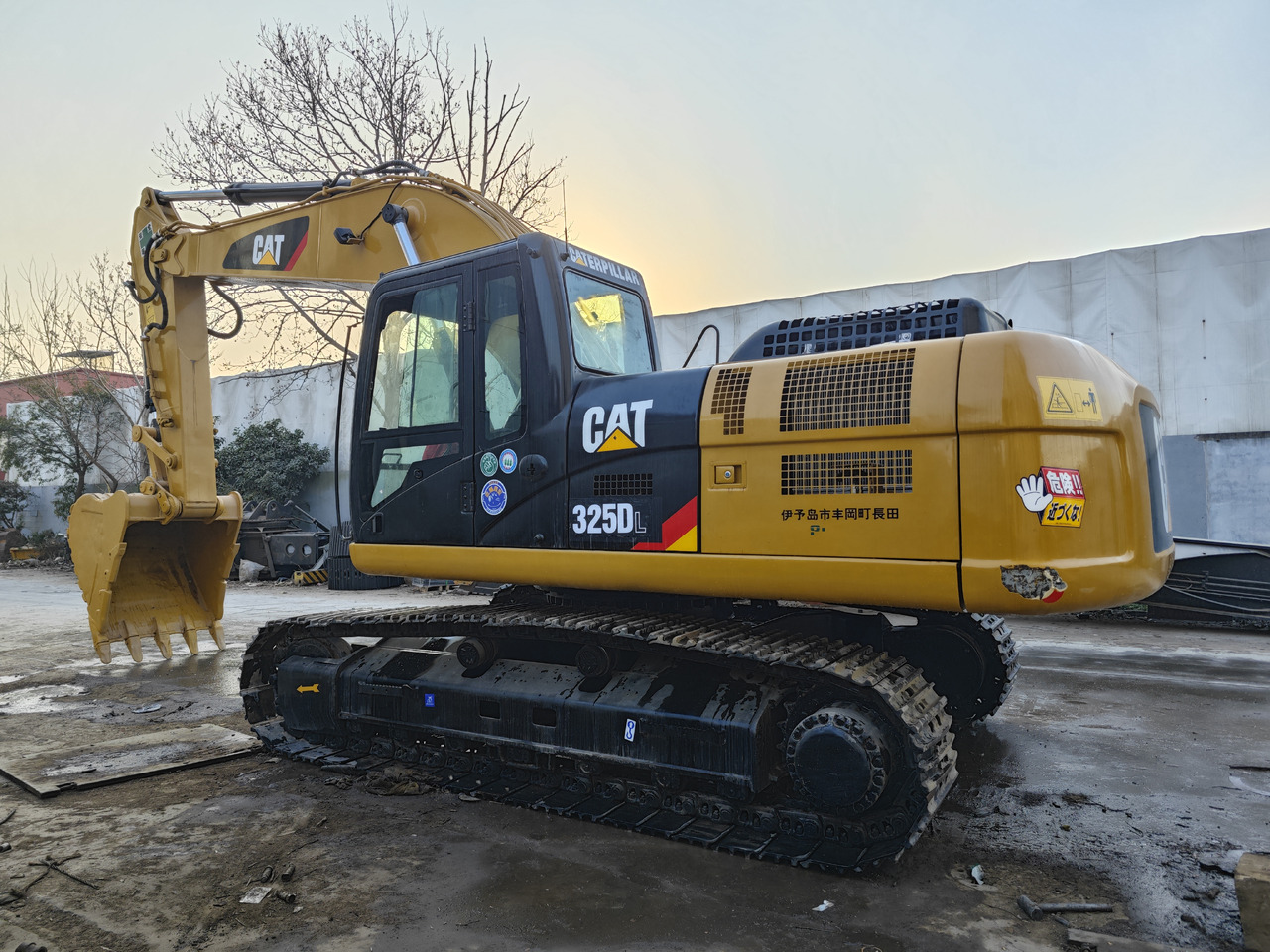 CATERPILLAR 325D used excavator 325C 325 - حفارات زحافة: صور 1 CATERPILLAR 325D used excavator 325C 325 - حفارات زحافة: صور 1