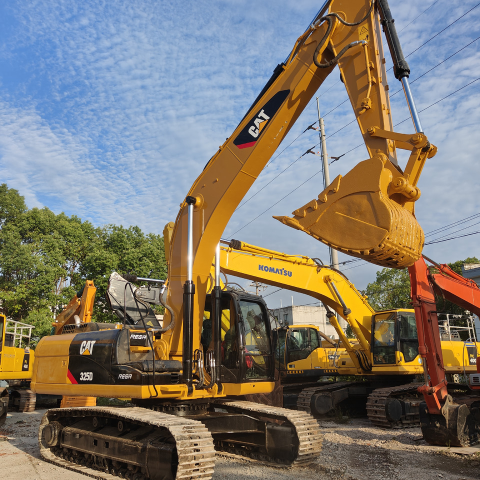 CATERPILLAR 325D - حفارات زحافة: صور 2 CATERPILLAR 325D - حفارات زحافة: صور 2