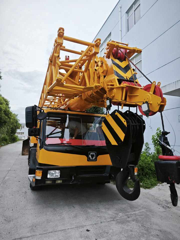 XCMG QY50K TRUCK CRANE - موبايل كرين: صور 5 XCMG QY50K TRUCK CRANE - موبايل كرين: صور 5
