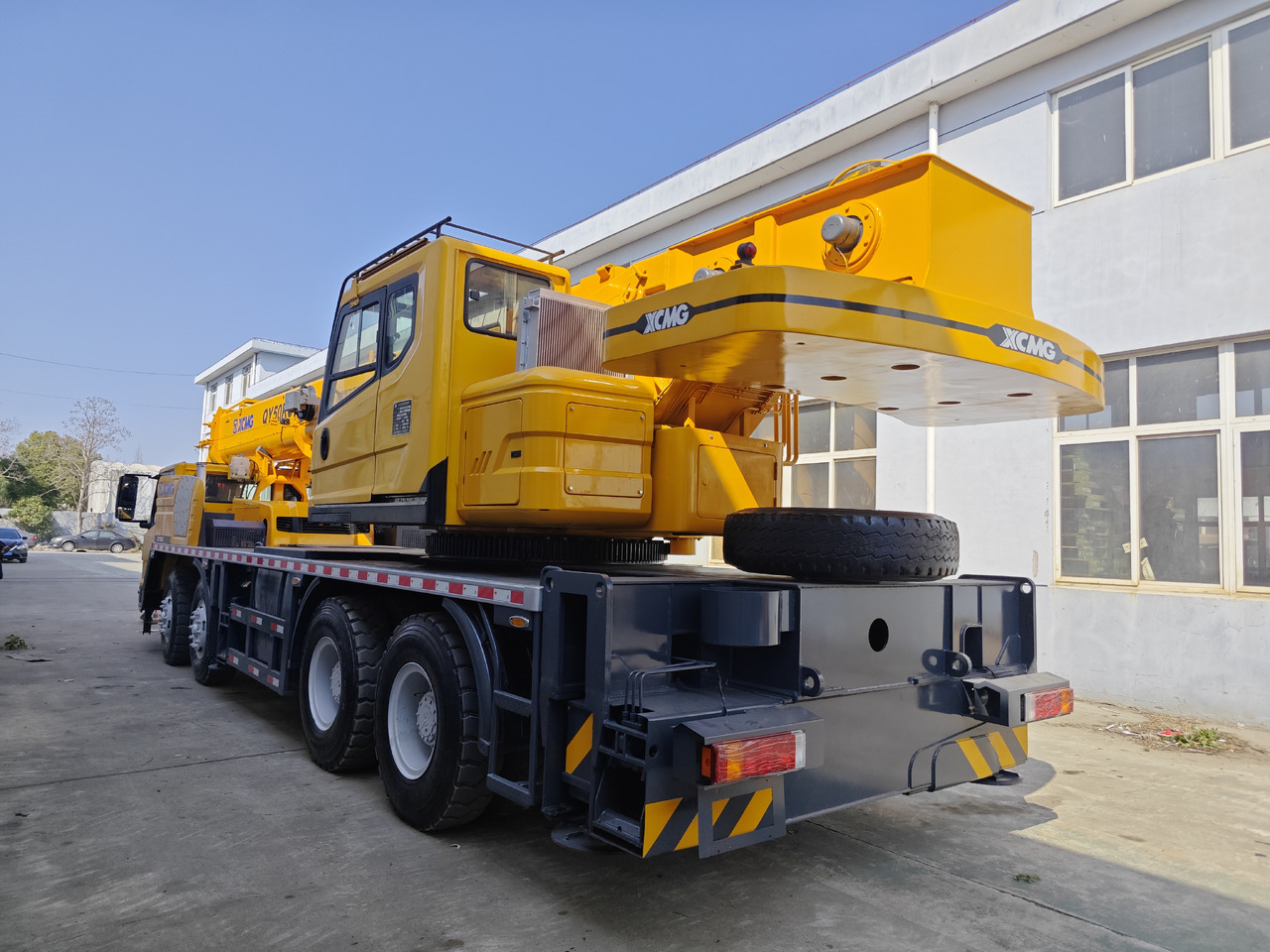 XCMG QY50KC Used Truck Crane - موبايل كرين: صور 4 XCMG QY50KC Used Truck Crane - موبايل كرين: صور 4