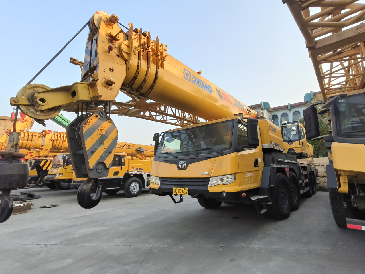 XCMG XCT80 used crane - موبايل كرين: صور 1 XCMG XCT80 used crane - موبايل كرين: صور 1