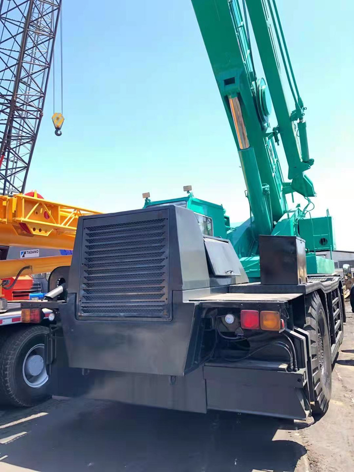 Kato KR-50H-V KR50H 50TON - رافعة الطرق الوعرة: صور 3 Kato KR-50H-V KR50H 50TON - رافعة الطرق الوعرة: صور 3