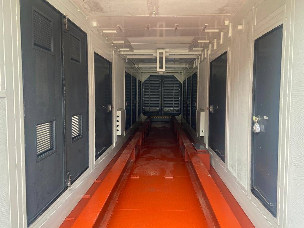 Container 40FT HC - Genset Container - DPX-29048 - آلات البناء: صور 5 Container 40FT HC - Genset Container - DPX-29048 - آلات البناء: صور 5