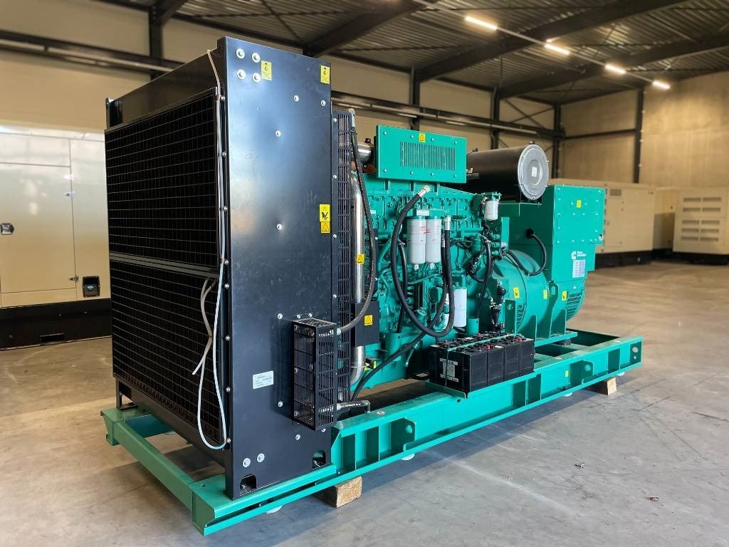 Cummins C900D5 - 900 kVA Open Surplus Genset - DPX-18527-O - مجموعة المولدات: صور 2 Cummins C900D5 - 900 kVA Open Surplus Genset - DPX-18527-O - مجموعة المولدات: صور 2