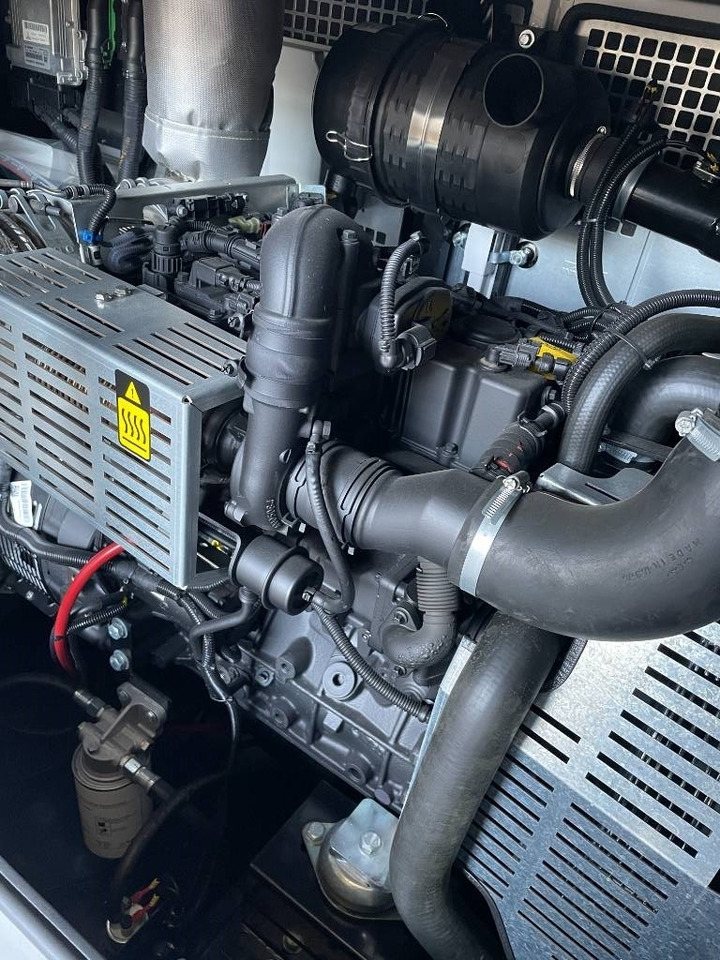 تأجير Deutz TD2.9 L4 - 43 kVA Stage V Generator - DPX-19010 Deutz TD2.9 L4 - 43 kVA Stage V Generator - DPX-19010: صور 17 تأجير Deutz TD2.9 L4 - 43 kVA Stage V Generator - DPX-19010 Deutz TD2.9 L4 - 43 kVA Stage V Generator - DPX-19010: صور 17