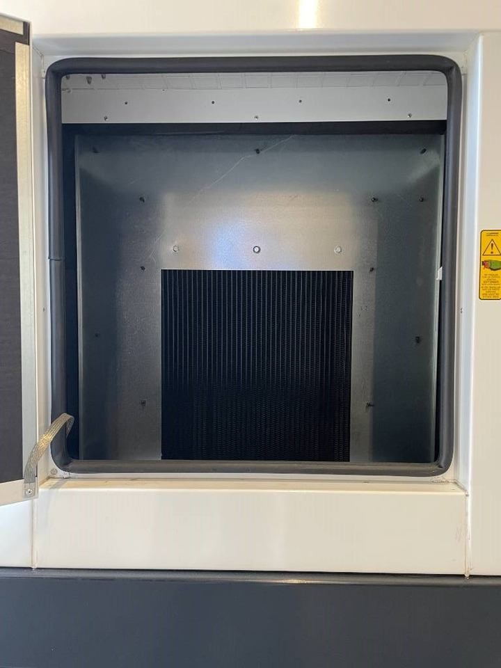 تأجير Deutz TD2.9 L4 - 43 kVA Stage V Generator - DPX-19010 Deutz TD2.9 L4 - 43 kVA Stage V Generator - DPX-19010: صور 9 تأجير Deutz TD2.9 L4 - 43 kVA Stage V Generator - DPX-19010 Deutz TD2.9 L4 - 43 kVA Stage V Generator - DPX-19010: صور 9