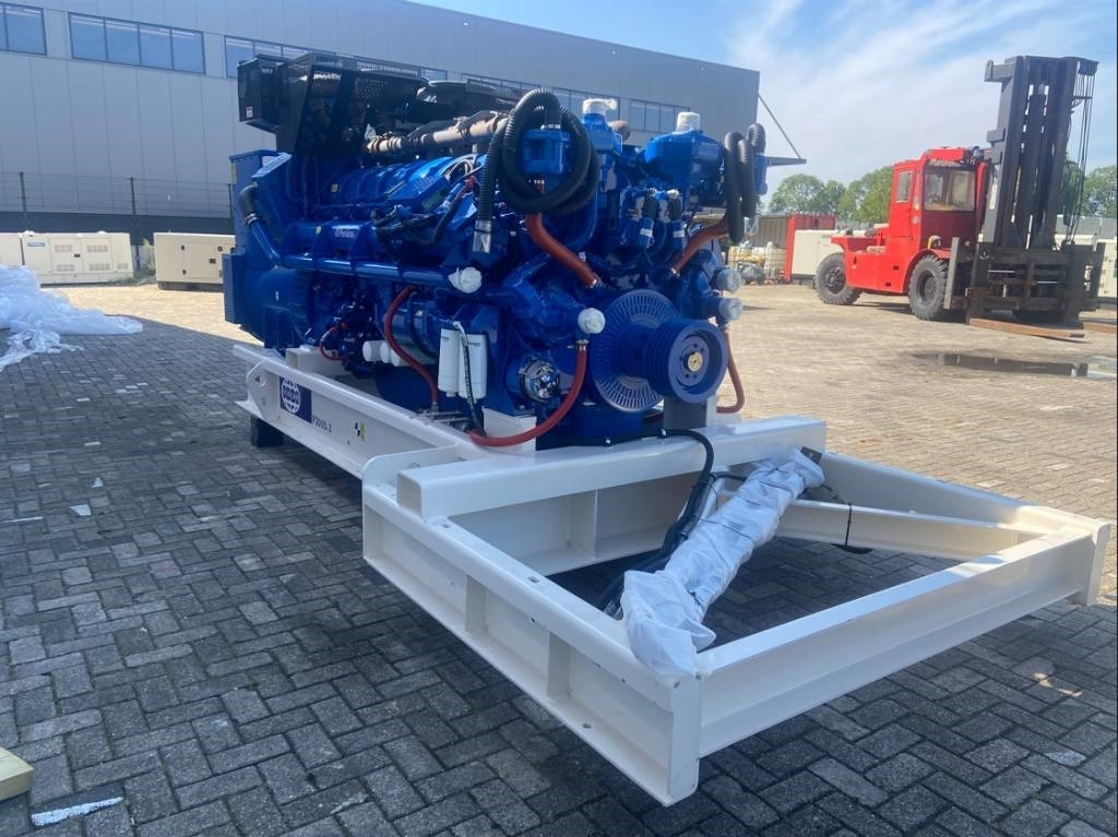 FG Wilson P2000-3 - 2000 kVA Open Genset - DPX-16033-O - مجموعة المولدات: صور 3 FG Wilson P2000-3 - 2000 kVA Open Genset - DPX-16033-O - مجموعة المولدات: صور 3