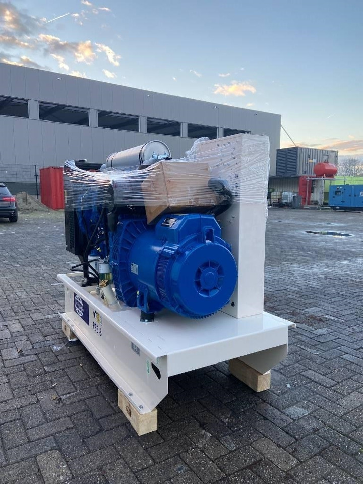 FG Wilson P88-3 - 88 kVA Open Genset - DPX-16007-O - مجموعة المولدات: صور 2 FG Wilson P88-3 - 88 kVA Open Genset - DPX-16007-O - مجموعة المولدات: صور 2