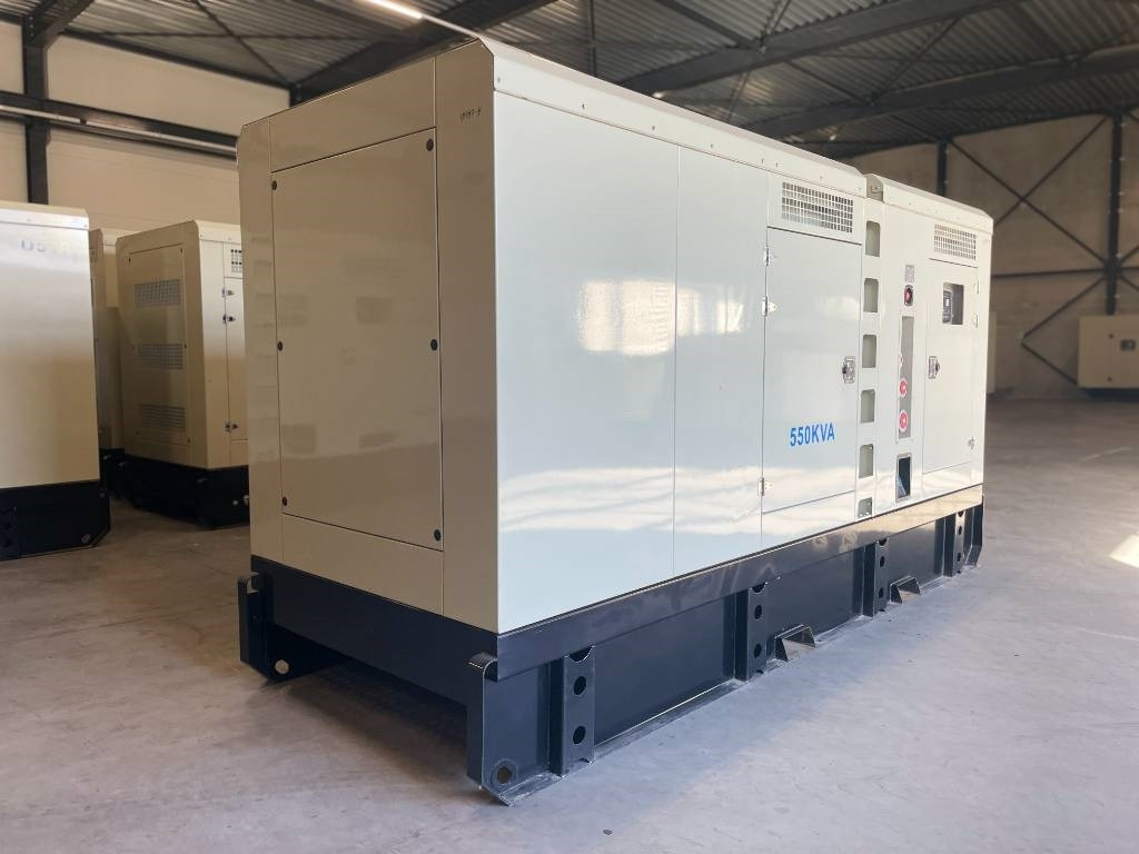 Iveco CR13TE7W - 550 kVA Generator - DPX-19797 - مجموعة المولدات: صور 2 Iveco CR13TE7W - 550 kVA Generator - DPX-19797 - مجموعة المولدات: صور 2