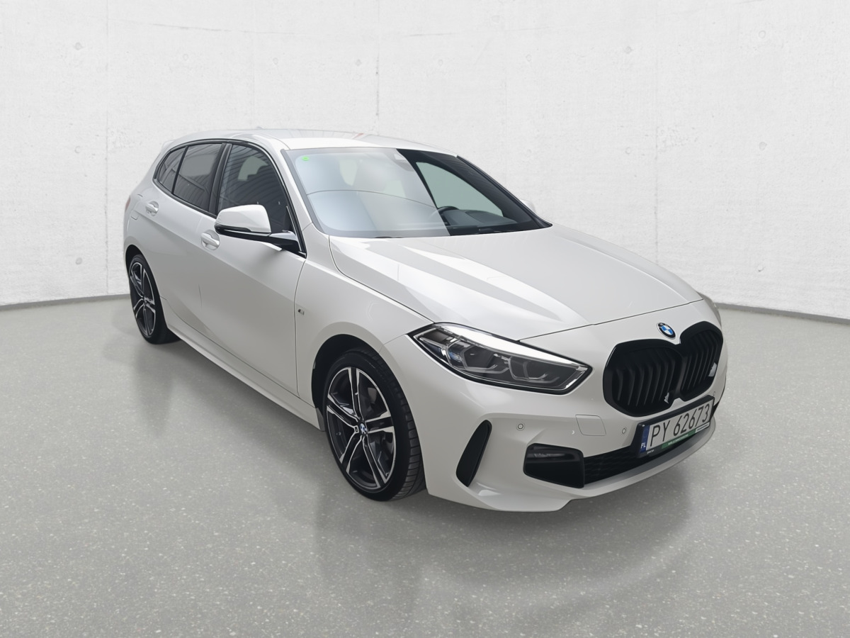 BMW 118I HATCHBACK - هاتشباك: صور 2 BMW 118I HATCHBACK - هاتشباك: صور 2