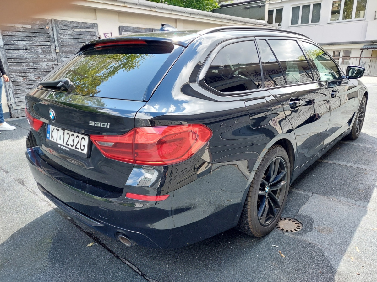 BMW 530I XDRIVE KOMBI - سيارة: صور 3 BMW 530I XDRIVE KOMBI - سيارة: صور 3
