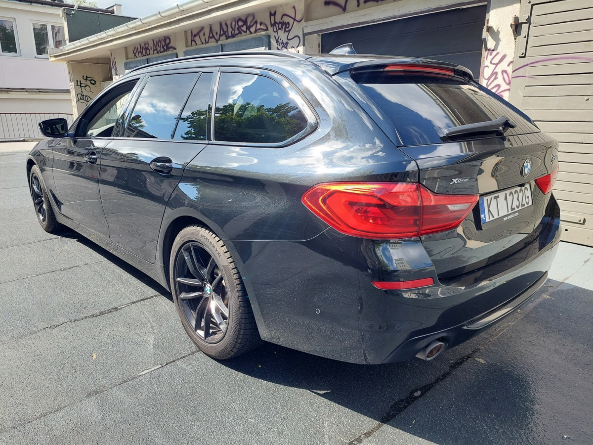 BMW 530I XDRIVE KOMBI - سيارة: صور 4 BMW 530I XDRIVE KOMBI - سيارة: صور 4