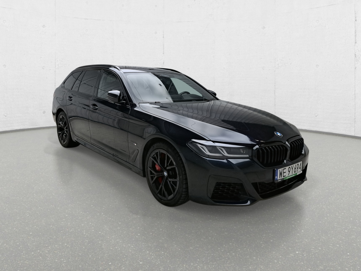 BMW 540I XDRIVE KOMBI - سيارة: صور 1 BMW 540I XDRIVE KOMBI - سيارة: صور 1