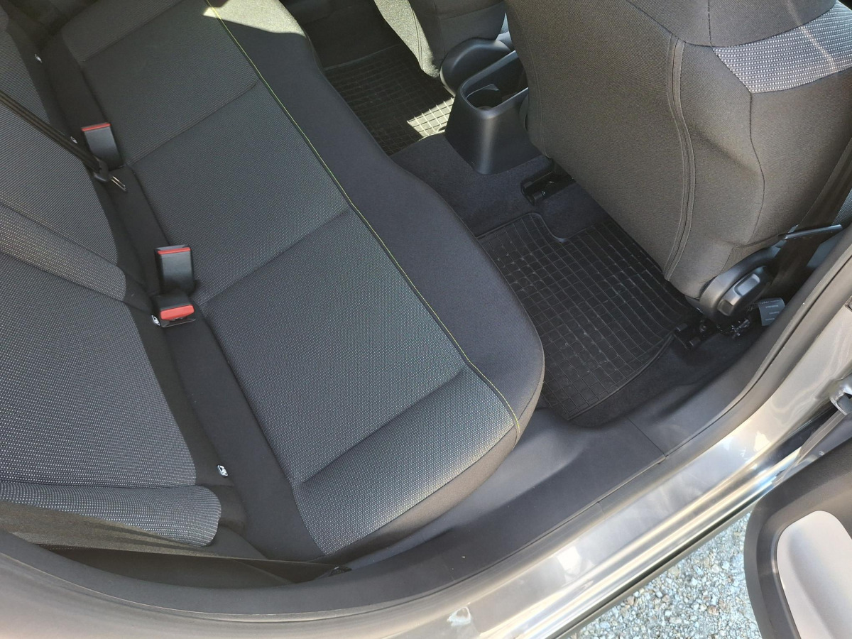 هاتشباك CITROEN C3 HATCHBACK: صور 12