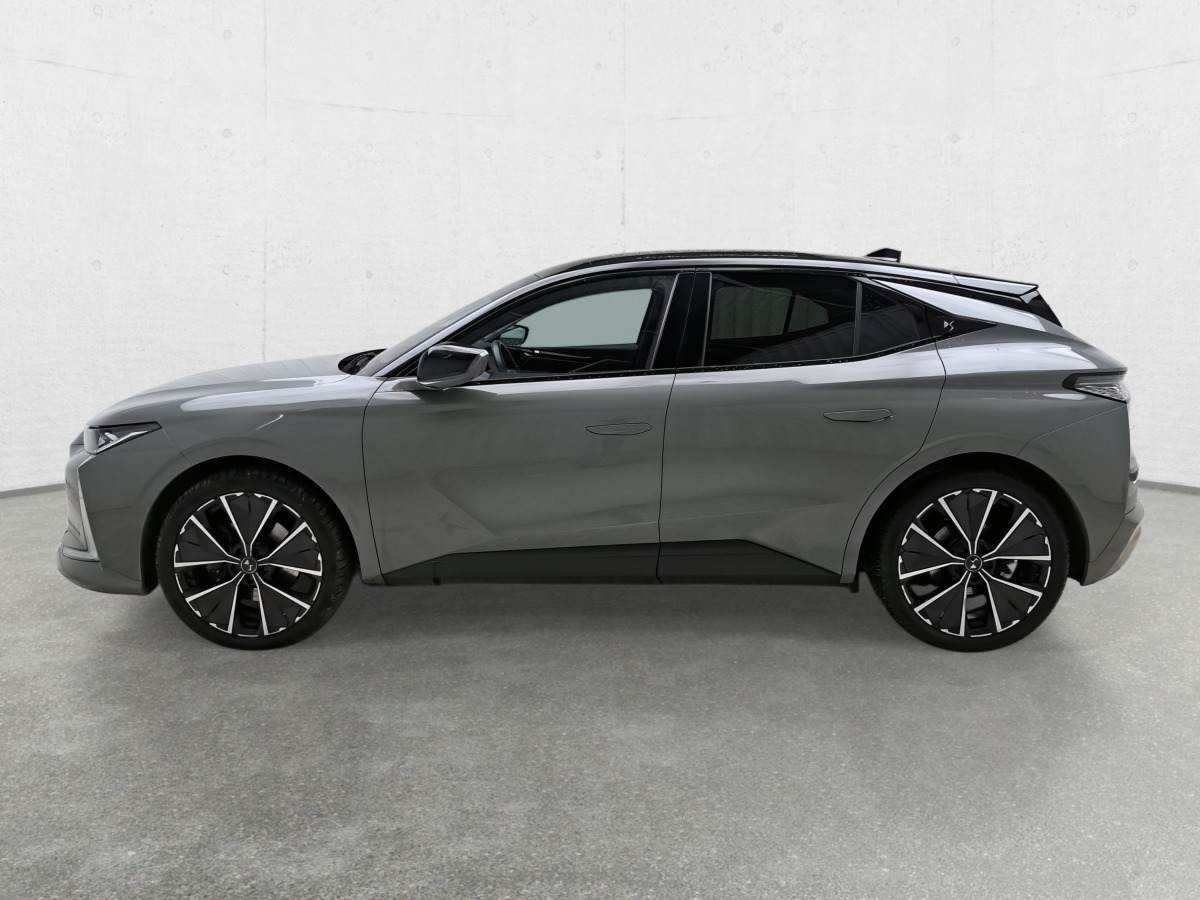 DS DS 4 HATCHBACK - هاتشباك: صور 5 DS DS 4 HATCHBACK - هاتشباك: صور 5