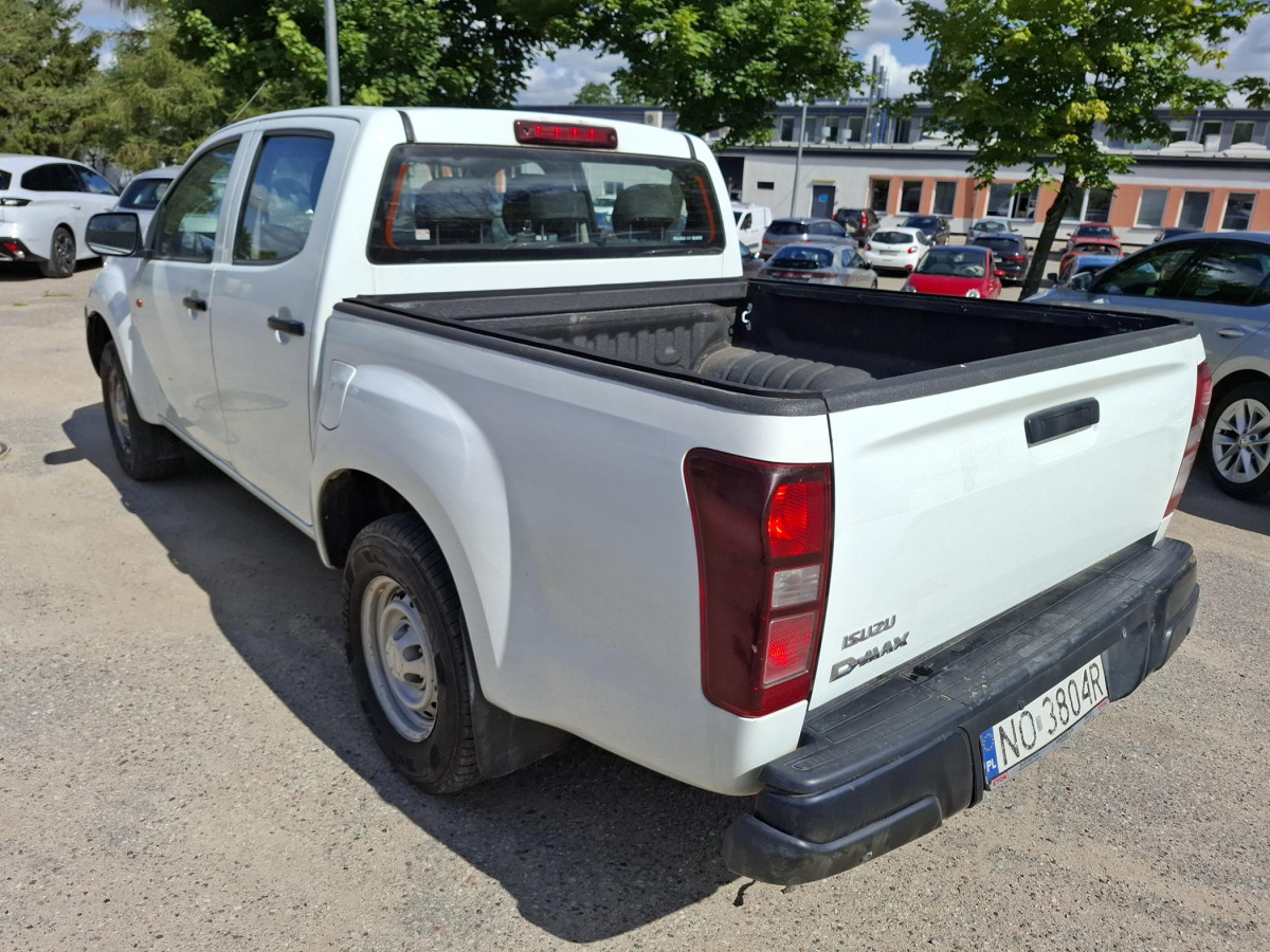 ISUZU D-MAX PICK-UP - شاحنة البيك أب: صور 4 ISUZU D-MAX PICK-UP - شاحنة البيك أب: صور 4