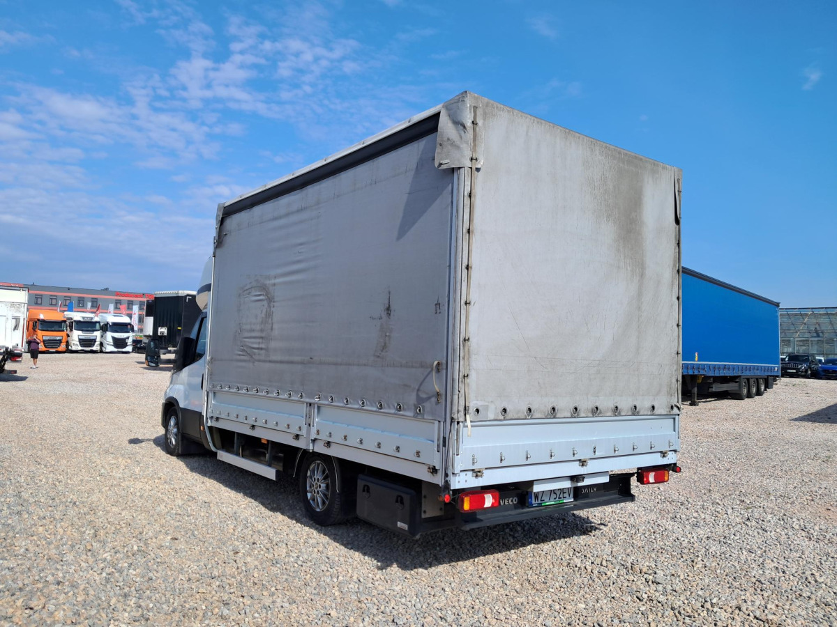 IVECO 35S18 PLANDEKA - الشاحنات الصغيرة ستائر: صور 4 IVECO 35S18 PLANDEKA - الشاحنات الصغيرة ستائر: صور 4