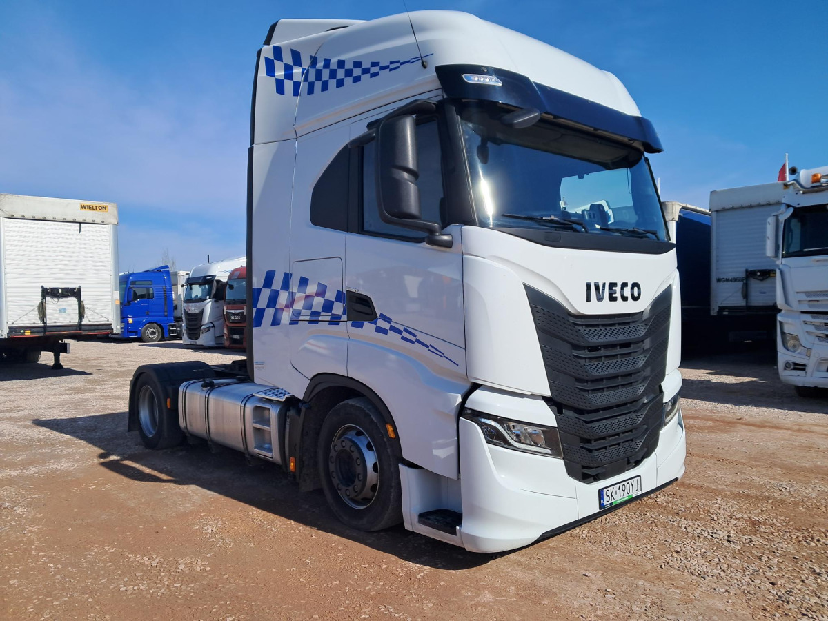 IVECO AS440ST/FP LT CIĄGNIK SIODŁOWY - شاحنة جرار: صور 1 IVECO AS440ST/FP LT CIĄGNIK SIODŁOWY - شاحنة جرار: صور 1