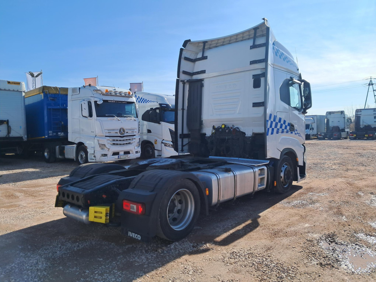 IVECO AS440ST/FP LT CIĄGNIK SIODŁOWY - شاحنة جرار: صور 5 IVECO AS440ST/FP LT CIĄGNIK SIODŁOWY - شاحنة جرار: صور 5