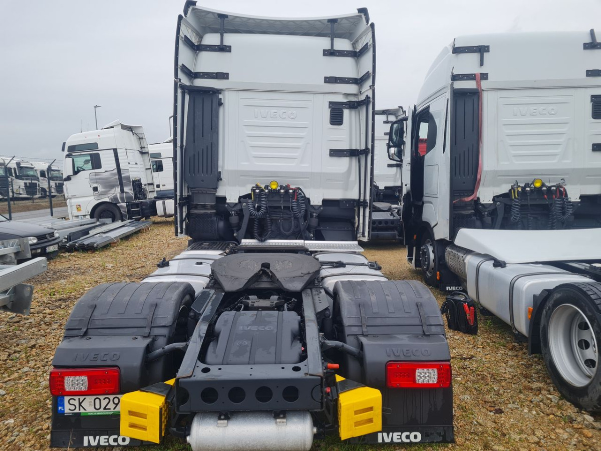 IVECO AS440ST/FP LT CIĄGNIK SIODŁOWY - شاحنة جرار: صور 5 IVECO AS440ST/FP LT CIĄGNIK SIODŁOWY - شاحنة جرار: صور 5