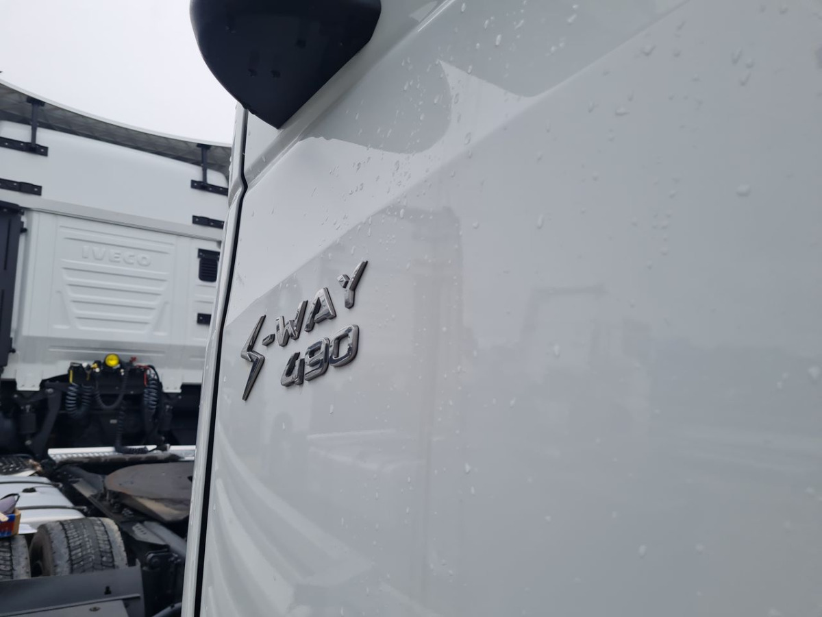 IVECO AS440ST/FP LT CIĄGNIK SIODŁOWY - شاحنة جرار: صور 5 IVECO AS440ST/FP LT CIĄGNIK SIODŁOWY - شاحنة جرار: صور 5