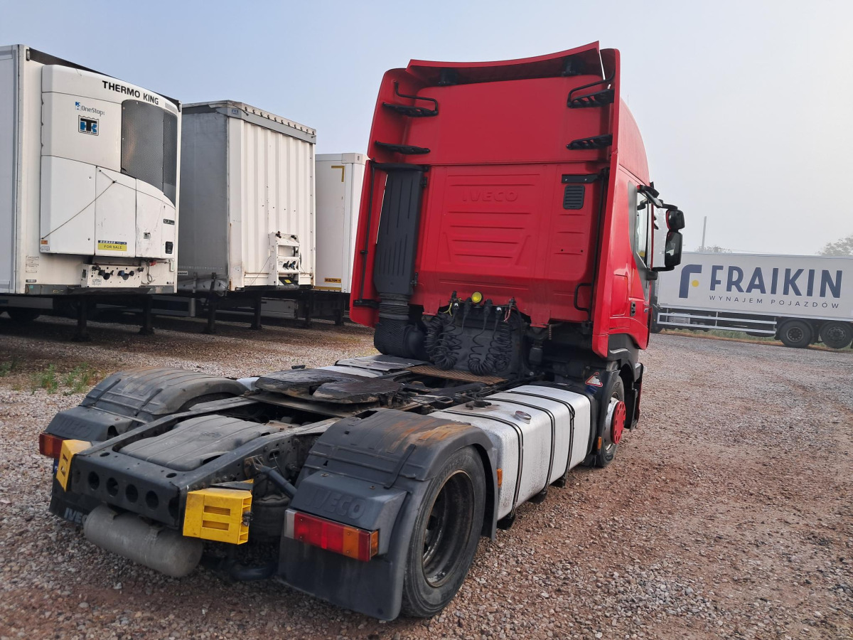 IVECO AS440T/FP-LT CIĄGNIK SIODŁOWY - شاحنة جرار: صور 4 IVECO AS440T/FP-LT CIĄGNIK SIODŁOWY - شاحنة جرار: صور 4
