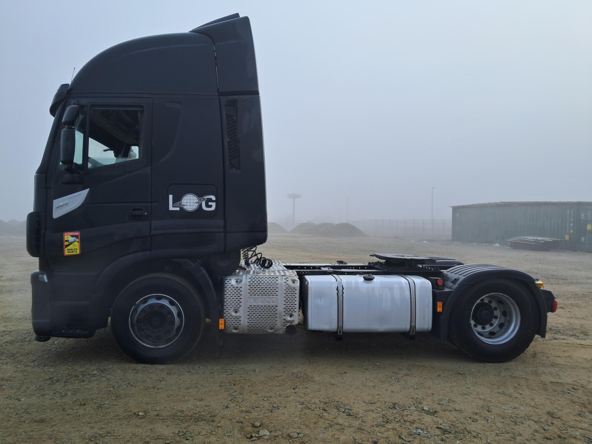 IVECO AS440T/P CIĄGNIK SIODŁOWY - شاحنة جرار: صور 5 IVECO AS440T/P CIĄGNIK SIODŁOWY - شاحنة جرار: صور 5