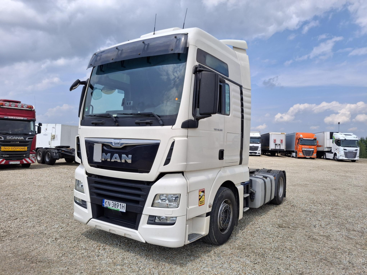 MAN TGX 18.500 CIĄGNIK SIODŁOWY - شاحنة جرار: صور 2 MAN TGX 18.500 CIĄGNIK SIODŁOWY - شاحنة جرار: صور 2
