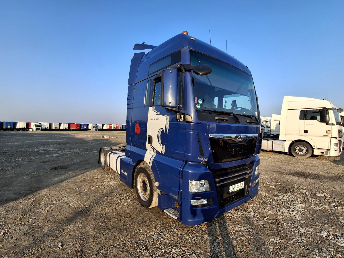 MAN TGX 18.500 CIĄGNIK SIODŁOWY - شاحنة جرار: صور 1 MAN TGX 18.500 CIĄGNIK SIODŁOWY - شاحنة جرار: صور 1