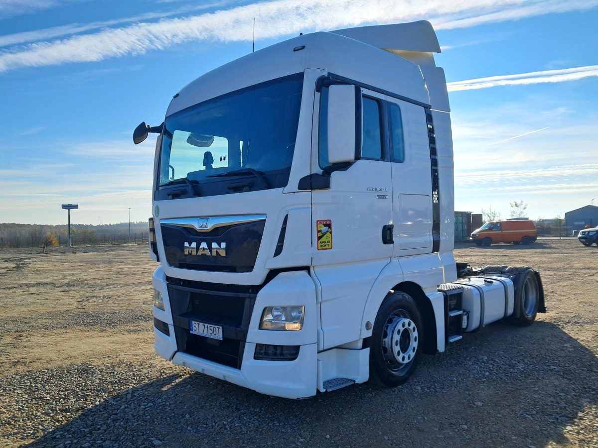 MAN TGX CIĄGNIK SIODŁOWY - شاحنة جرار: صور 2 MAN TGX CIĄGNIK SIODŁOWY - شاحنة جرار: صور 2