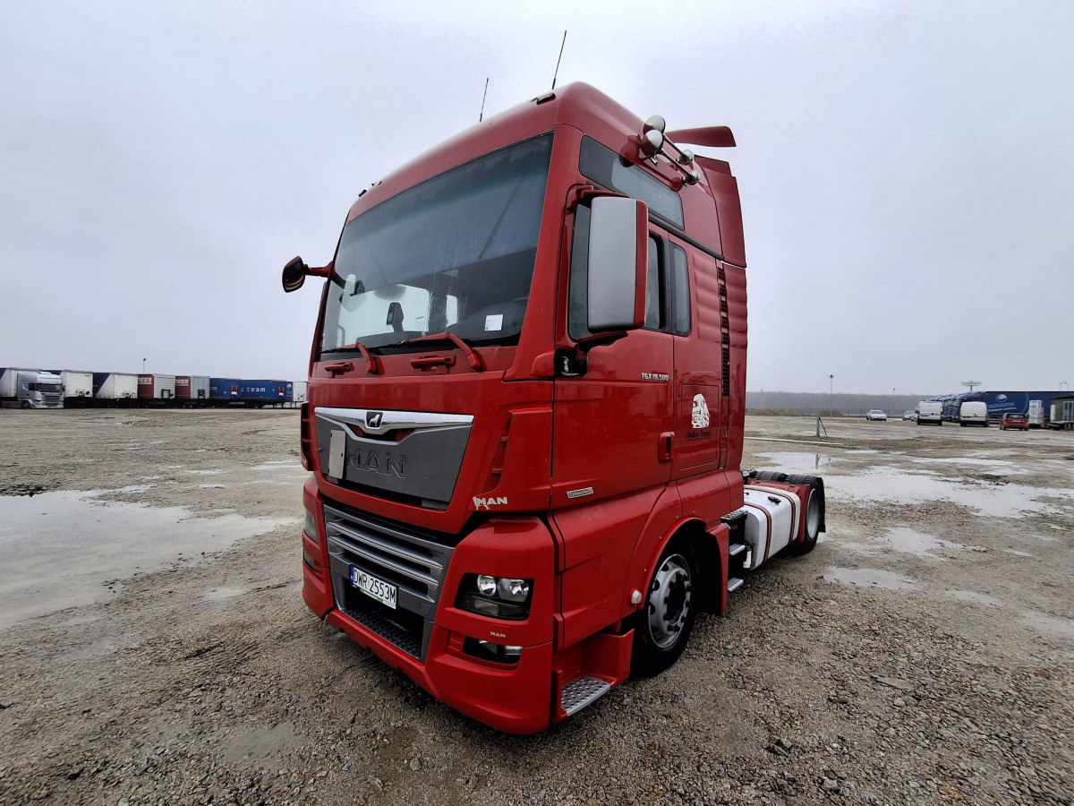 MAN TGX CIĄGNIK SIODŁOWY - شاحنة جرار: صور 2 MAN TGX CIĄGNIK SIODŁOWY - شاحنة جرار: صور 2