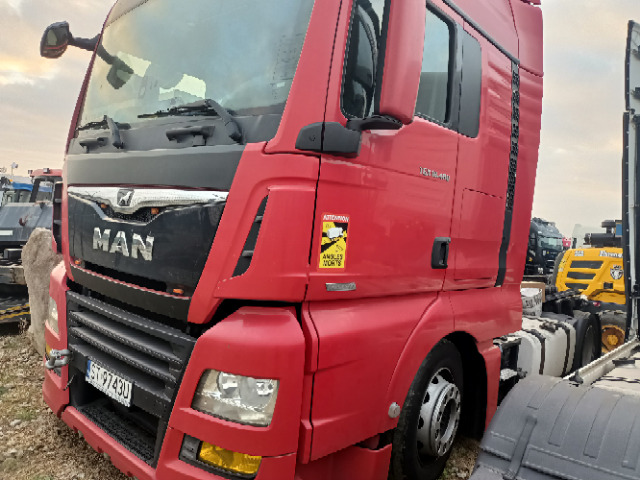 MAN TGX CIĄGNIK SIODŁOWY - شاحنة جرار: صور 2 MAN TGX CIĄGNIK SIODŁOWY - شاحنة جرار: صور 2