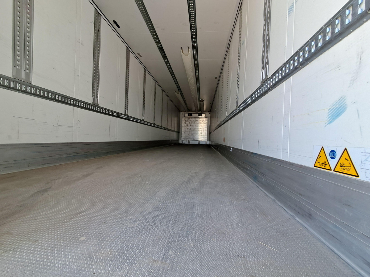 مبردة مقطورة SCHMITZ CARGOBULL SKO 24/L-13.4 FP COOL V7 CHŁODNIA: صور 7