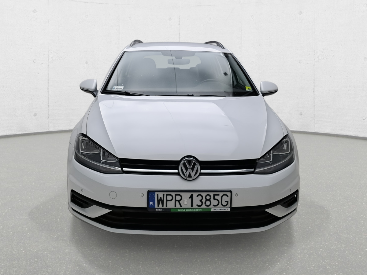 VOLKSWAGEN GOLF KOMBI - سيارة: صور 3 VOLKSWAGEN GOLF KOMBI - سيارة: صور 3