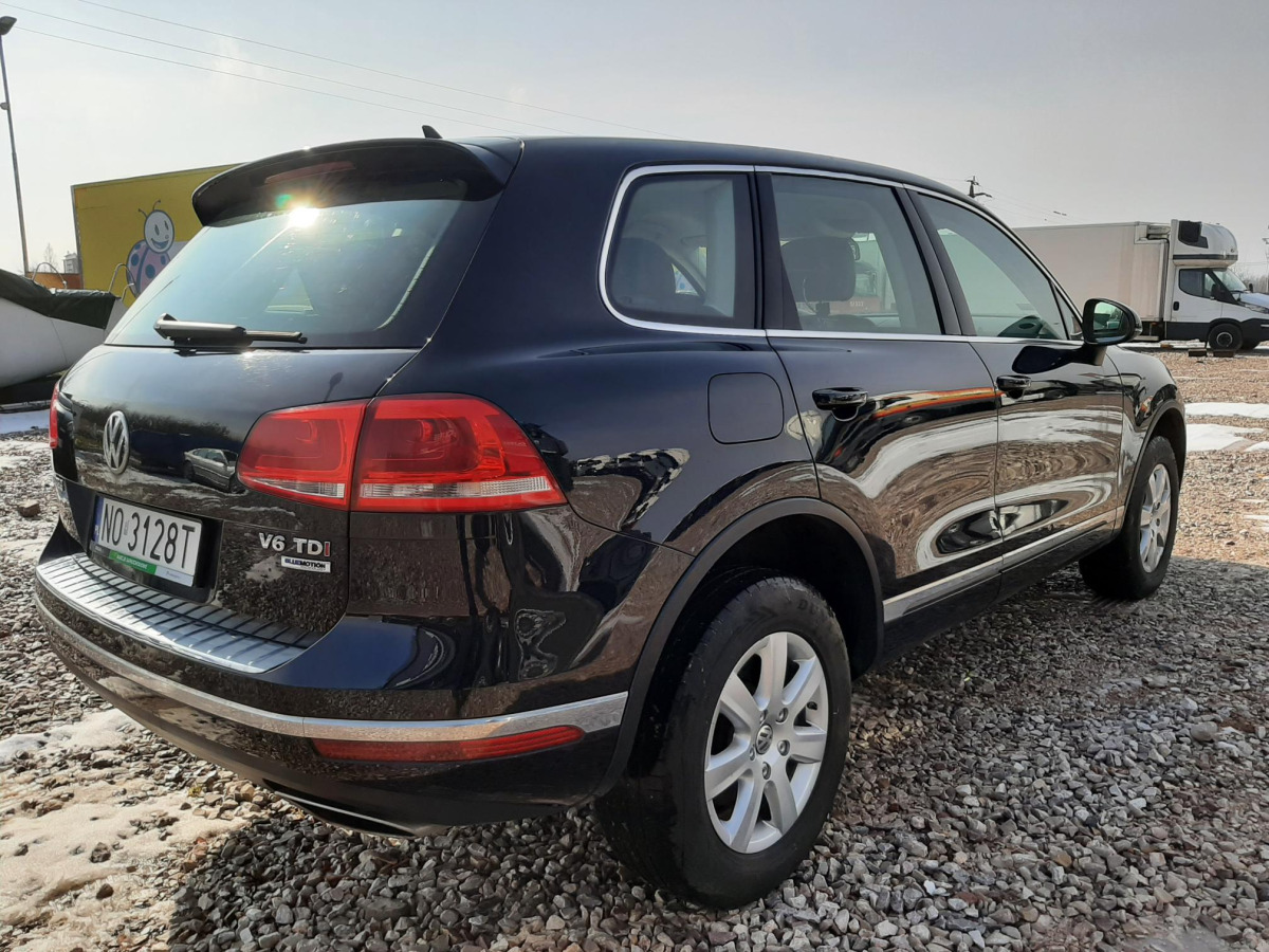 VOLKSWAGEN TOUAREG SUV - سيارة دفع رباعي: صور 4 VOLKSWAGEN TOUAREG SUV - سيارة دفع رباعي: صور 4
