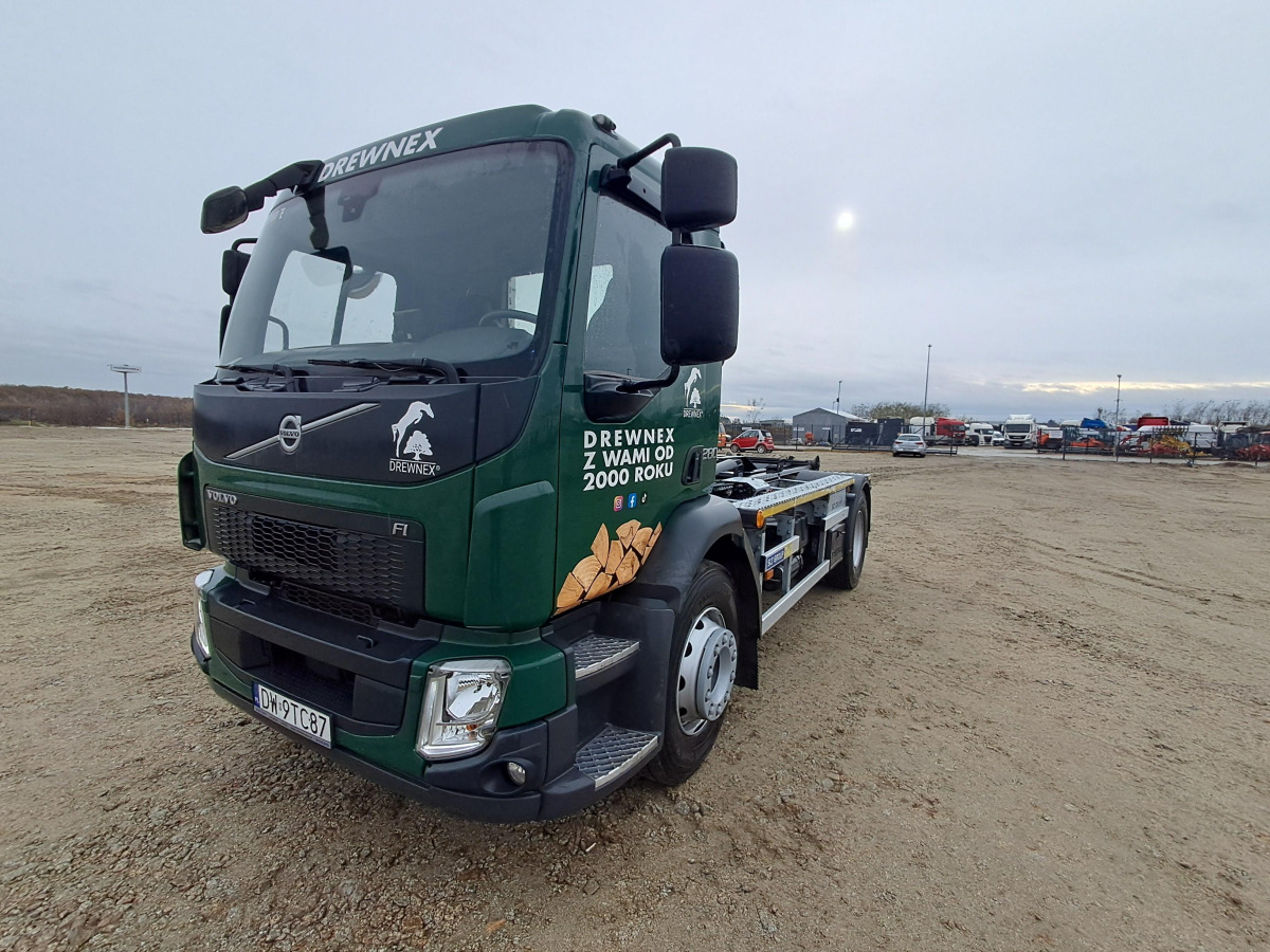 VOLVO FL - شاحنة ذات الخطاف: صور 3 VOLVO FL - شاحنة ذات الخطاف: صور 3