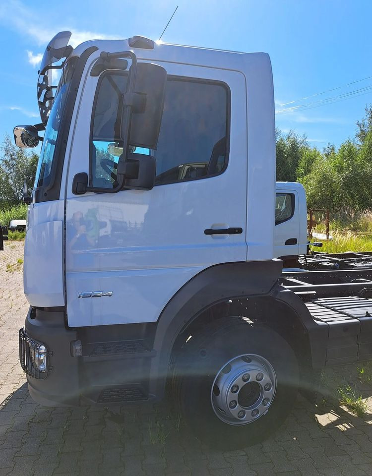 Mercedes-Benz Atego 1624 L Podwozie - الشاسيه شاحنة: صور 3 Mercedes-Benz Atego 1624 L Podwozie - الشاسيه شاحنة: صور 3