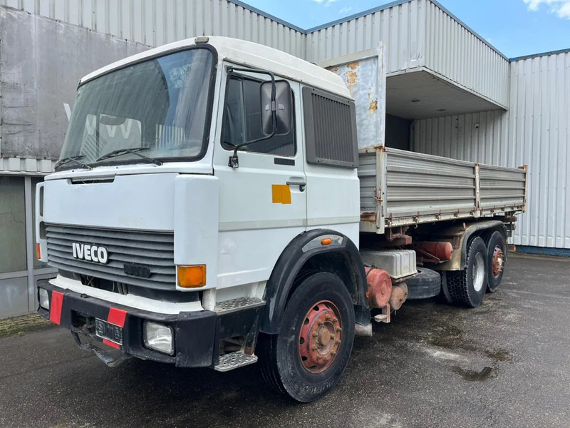 Iveco Turbostar 190-38 , 6x2 , V8 Watercooling , 3 Way Tipper , Spring Suspension , Manual - قلابات: صور 4 Iveco Turbostar 190-38 , 6x2 , V8 Watercooling , 3 Way Tipper , Spring Suspension , Manual - قلابات: صور 4