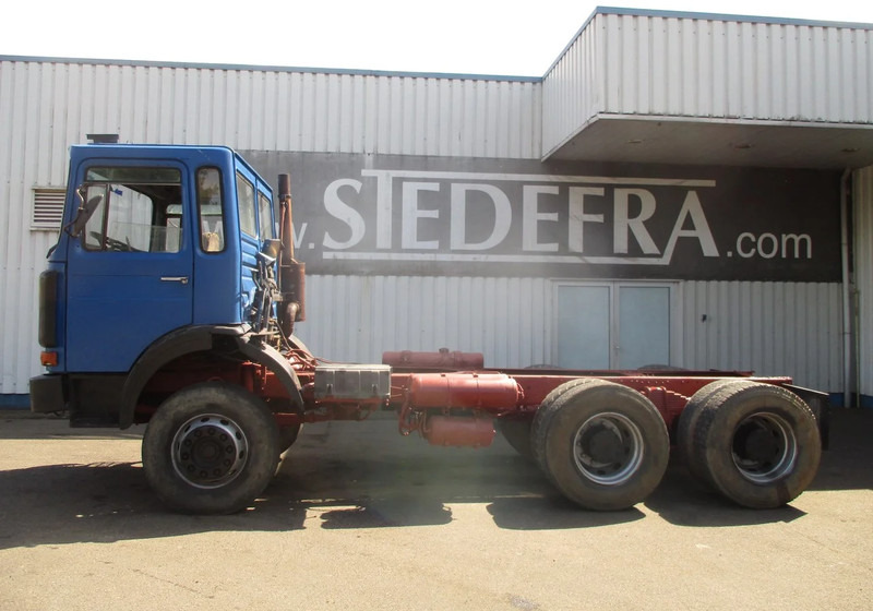 MAN 26.280 , 6x4 , ZF Manual , Spring suspension - الشاسيه شاحنة: صور 2 MAN 26.280 , 6x4 , ZF Manual , Spring suspension - الشاسيه شاحنة: صور 2