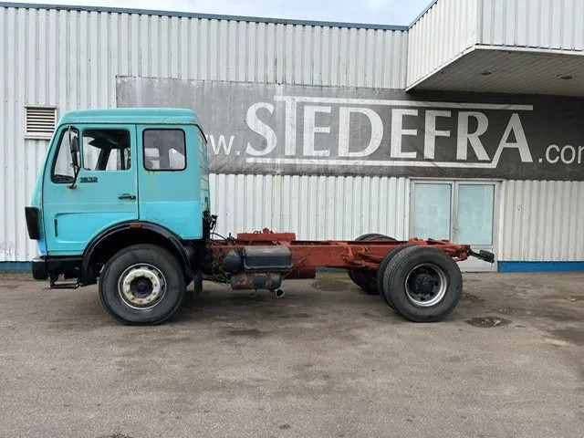 Mercedes-Benz 1632 , V10 , ZF Manual , Spring suspension - الشاسيه شاحنة: صور 2 Mercedes-Benz 1632 , V10 , ZF Manual , Spring suspension - الشاسيه شاحنة: صور 2