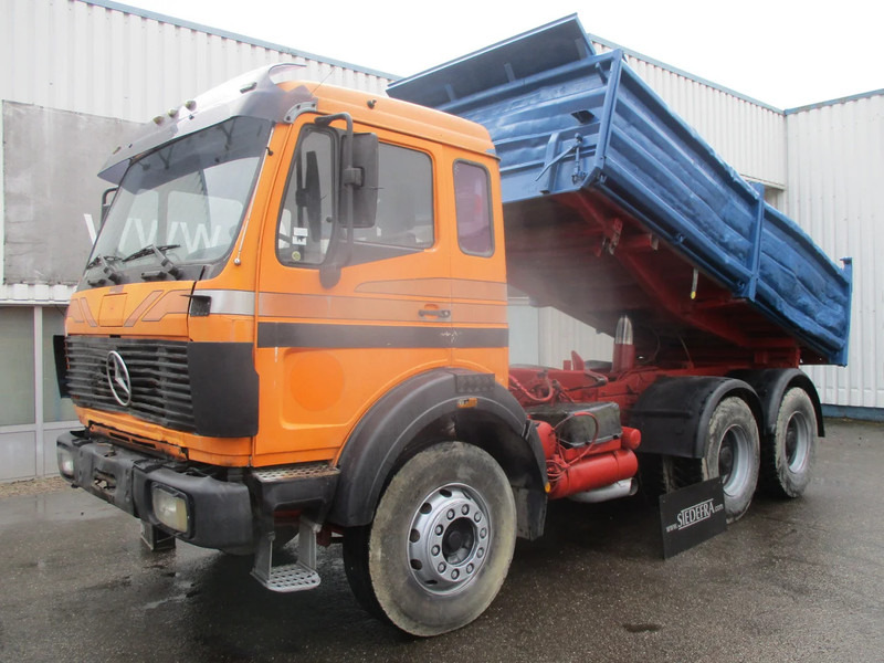Mercedes-Benz 2635 , V8 Bi-Turbo , 6x4, ZF Manual , 3 way tipper , Spring suspension - قلابات: صور 1 Mercedes-Benz 2635 , V8 Bi-Turbo , 6x4, ZF Manual , 3 way tipper , Spring suspension - قلابات: صور 1